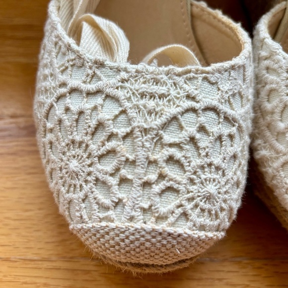 2/$20 - Wild Diva Lounge Lace Espadrille Wedge Sandals, Size 7 | Ivory/Cream - Picture 3 of 9